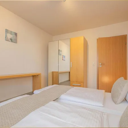 Krebs דירה לודין